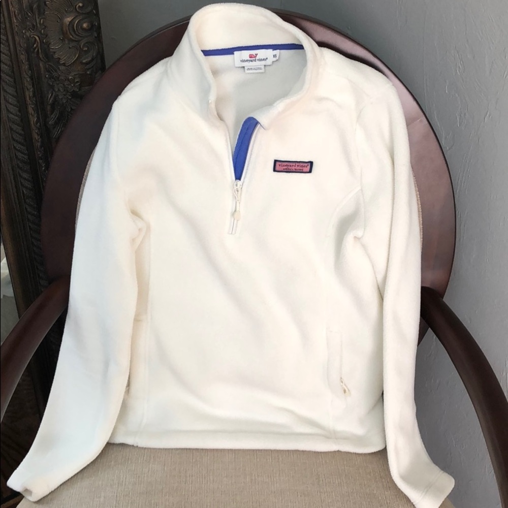 Vineyard Vines ecru fleece